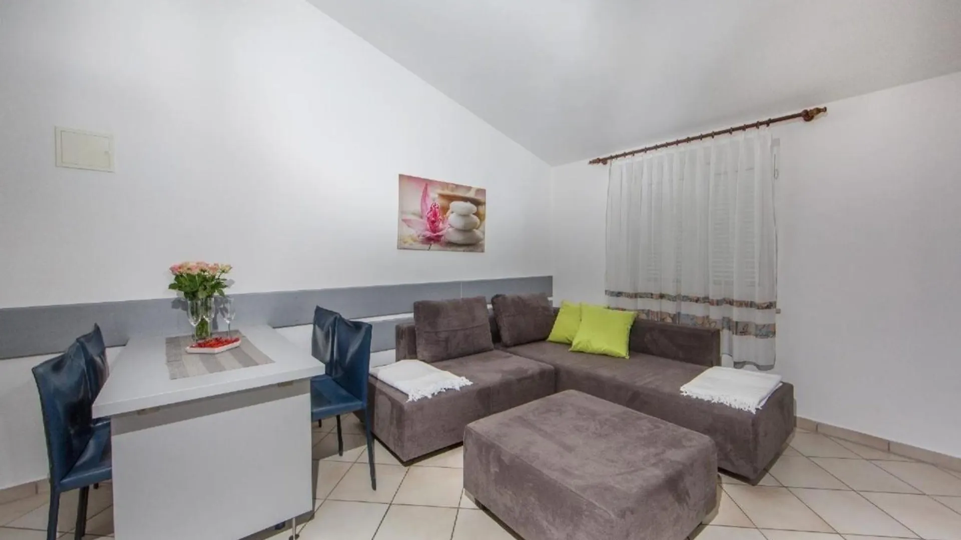Apartment Wohnung In Pjescana Uvala Mit Grosser Terrasse Pula Croatia